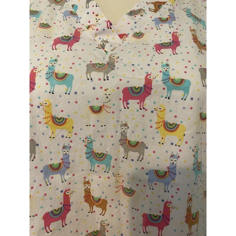 Colorful Party Llamas Scrub Top Women's Medium Tasha And Me Brand - Picture 2 of 10